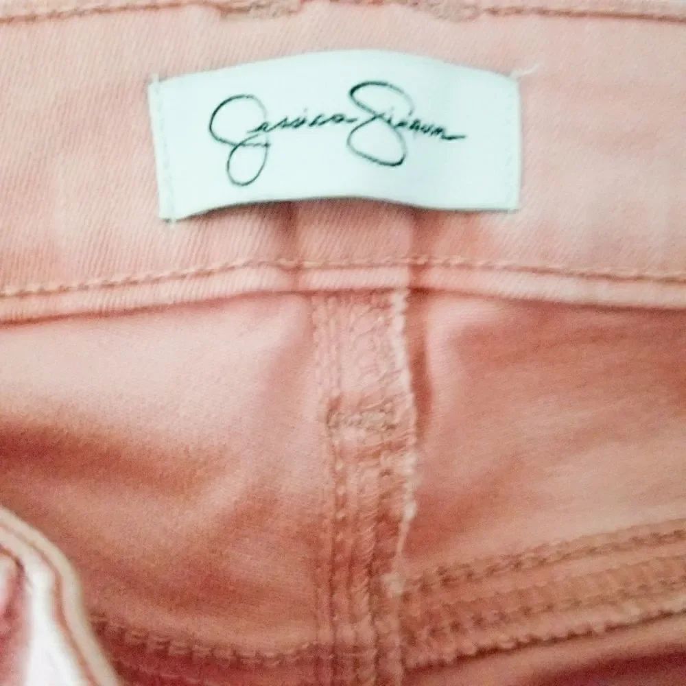 Jessica Simpson rolled crop skinny Jordan - Picture 5 of 9